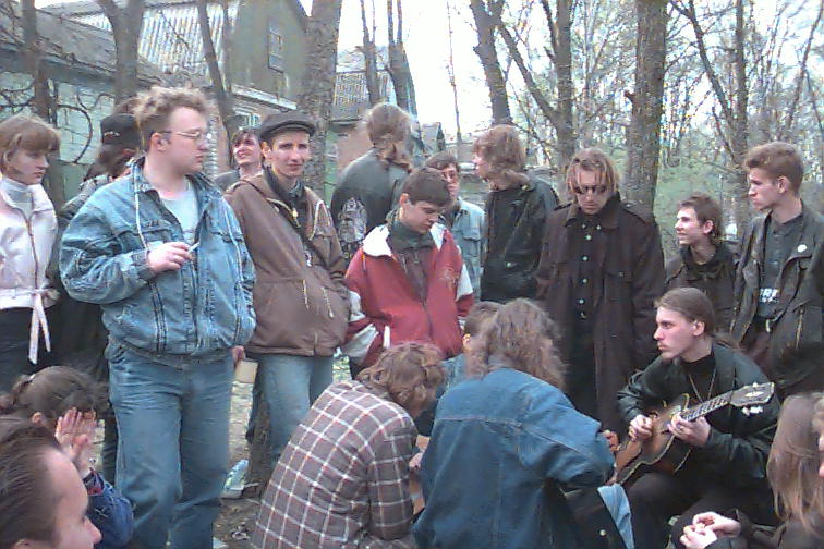 люди фотографируются